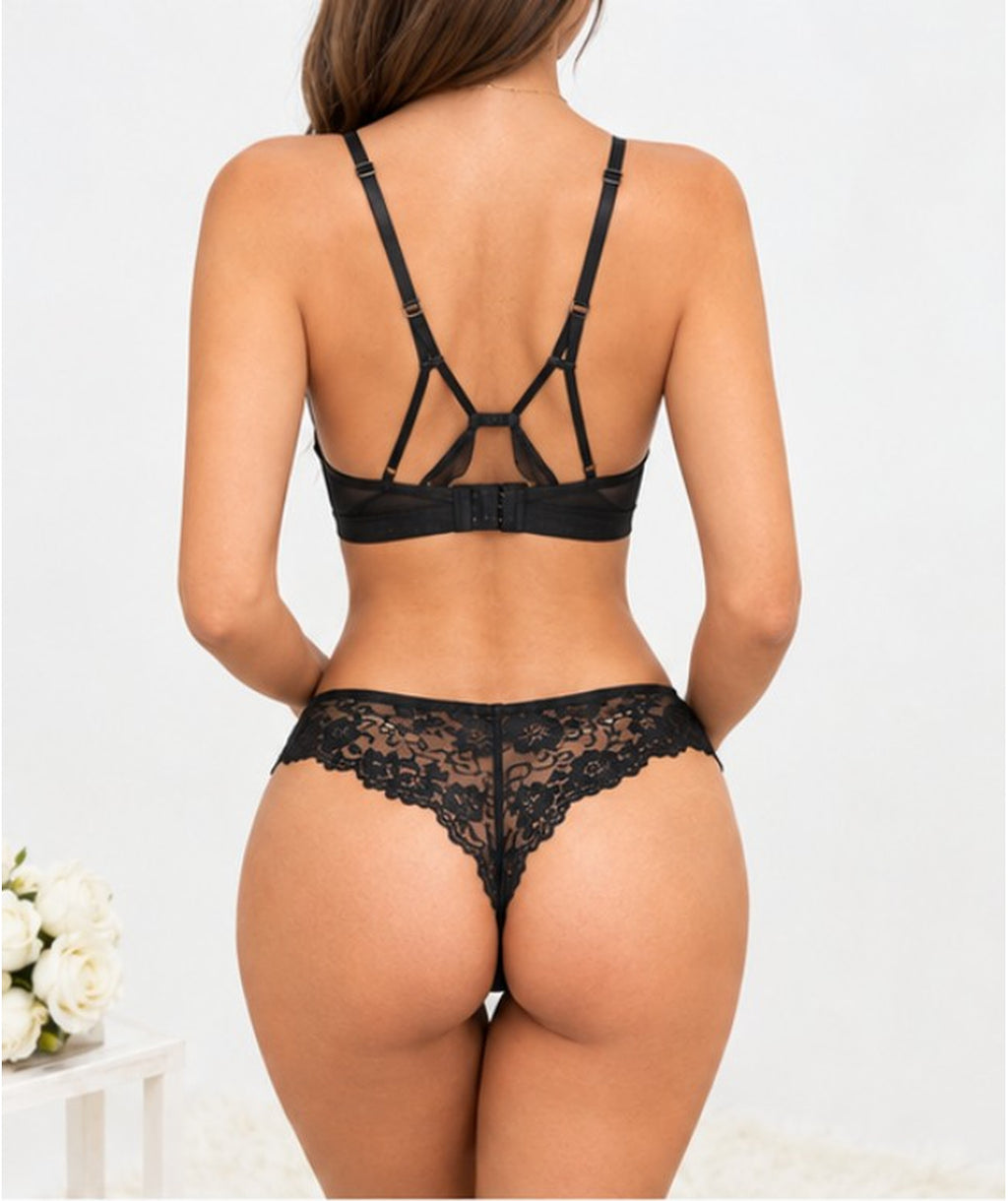Trio Nero Lace Set